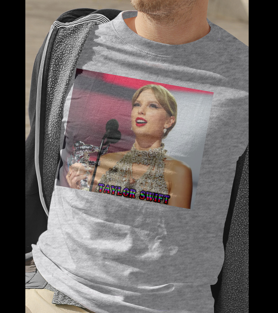 Taylor Swift Singer Songwriter Award Moment T-Shirt