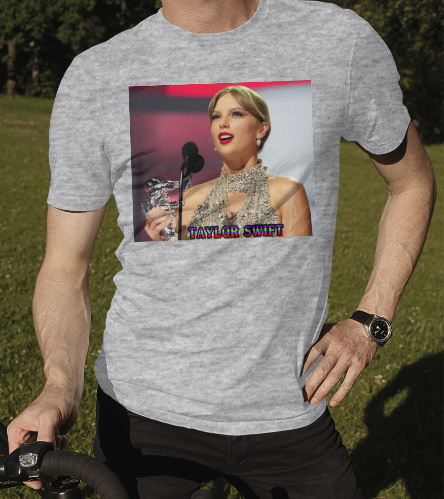 Taylor Swift Singer Songwriter Award Moment T-Shirt