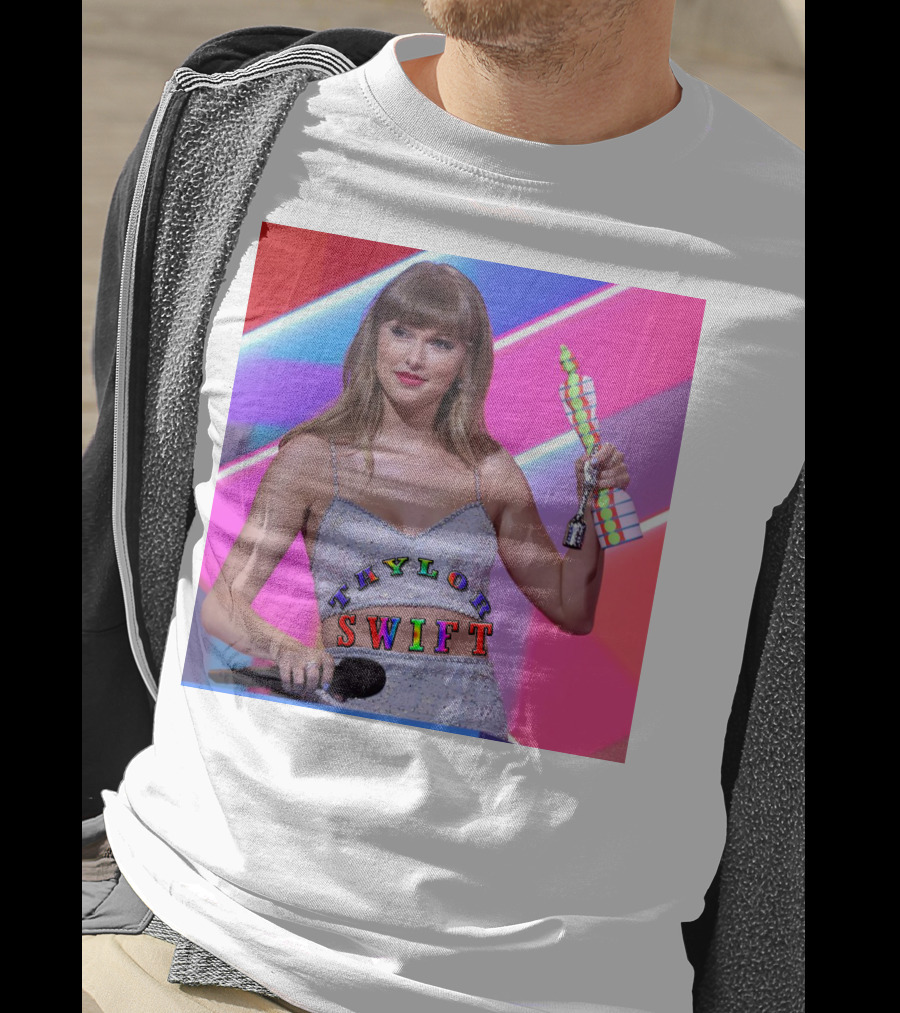 Taylor Swift Brit Awards Winning Moment T-Shirt
