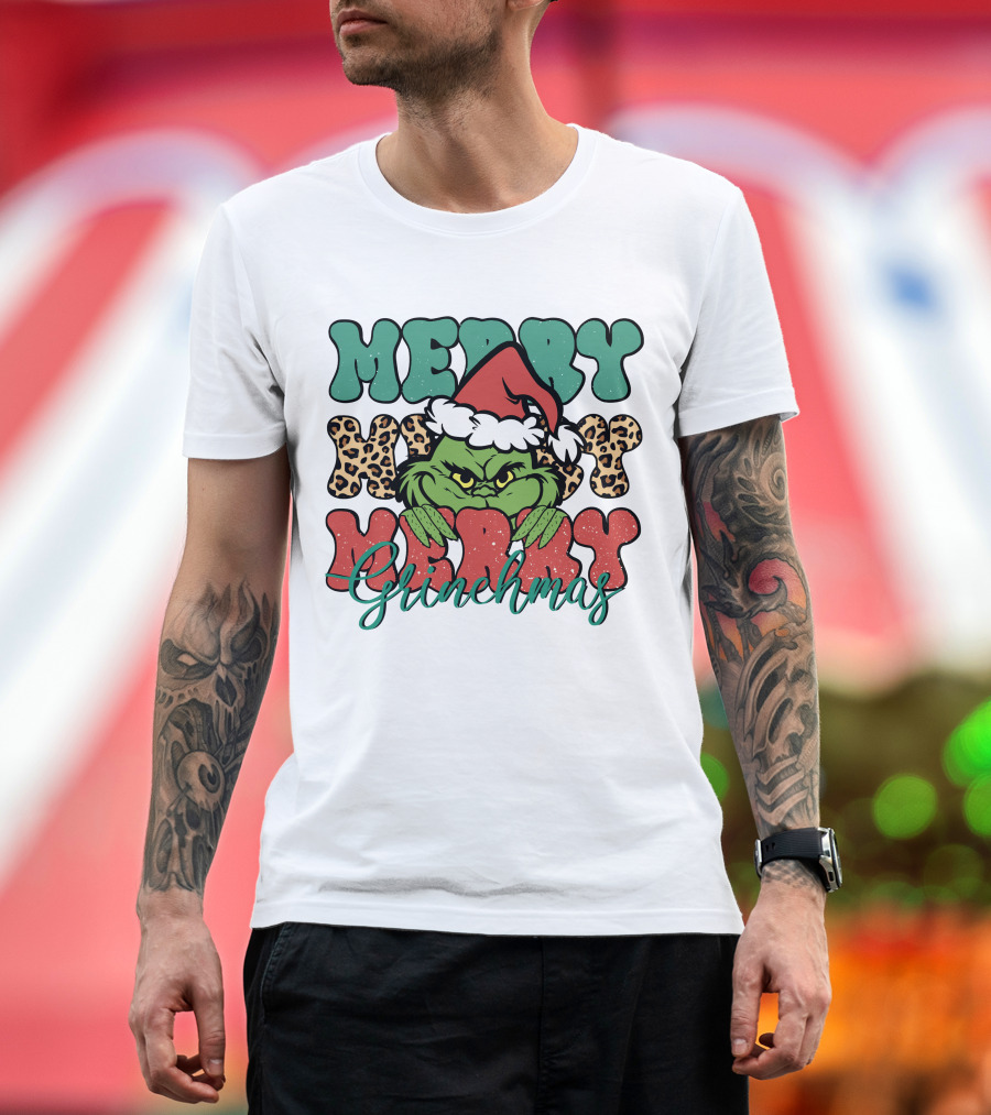 Merry Grinchmas Merry Merry Merry Grinch Christmas Santa Hat Green Face Leopard Print T-Shirt