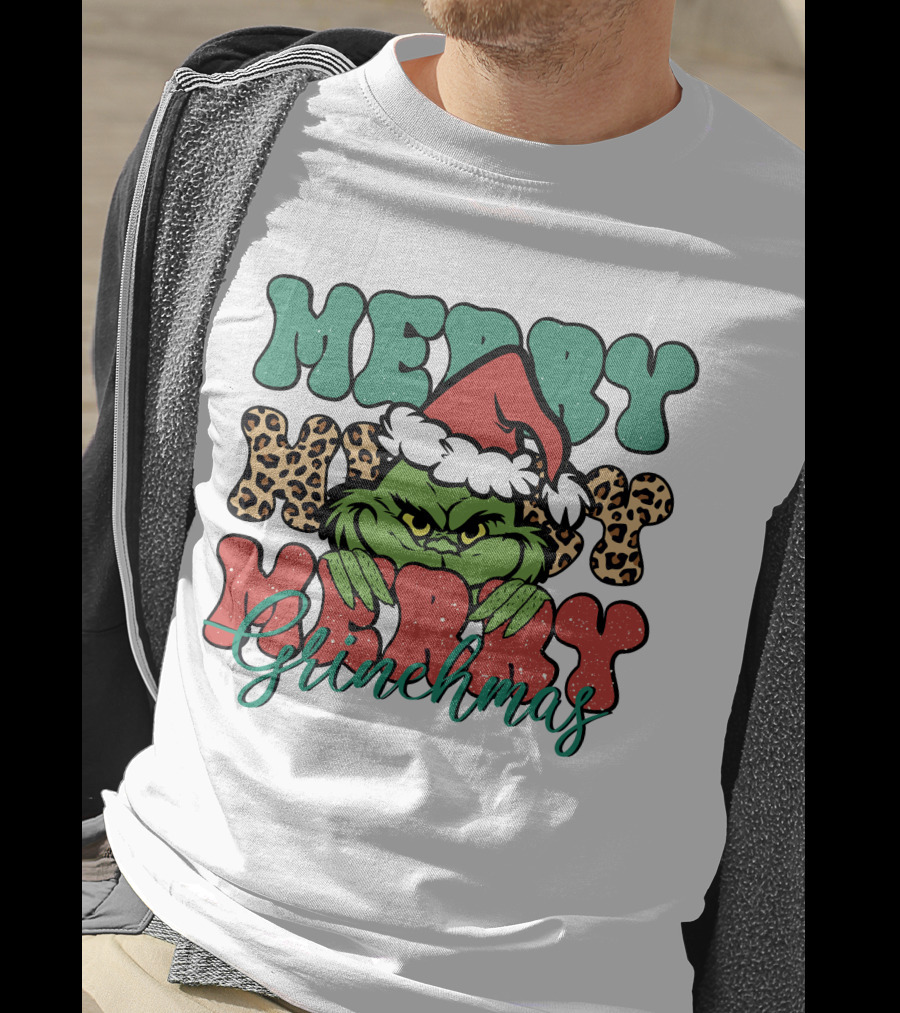 Merry Grinchmas Merry Merry Merry Grinch Christmas Santa Hat Green Face Leopard Print T-Shirt