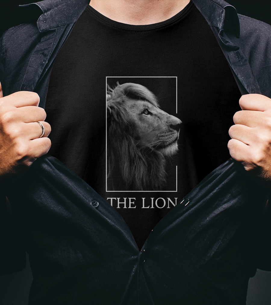 The Lion Regal Profile T-Shirt