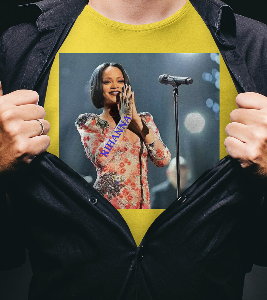 Rihanna Singer Songwriter Actress Performance Floral Dress T-Shirt