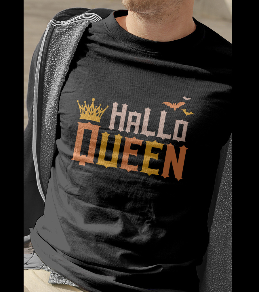 Hallo Queen Crown And Bats Halloween T-Shirt