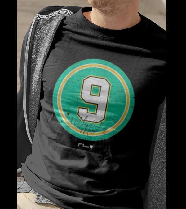 Mike Modano No 9 Retro Circle Signature T-Shirt