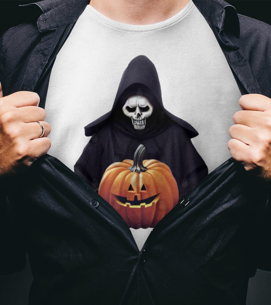 Grim Reaper Holding Jack-O'-Lantern Pumpkin T-Shirt