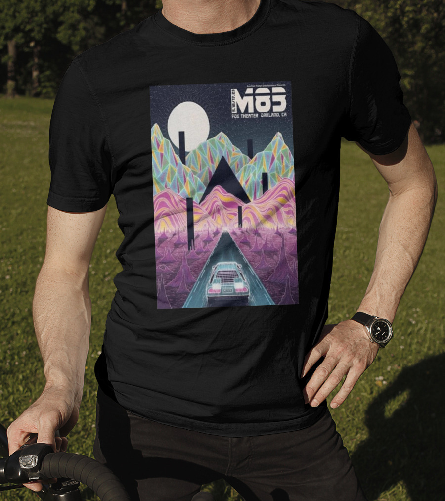 M83 Band Fox Theater Oakland CA May 16 And 17 Retro Futuristic Landscape T-Shirt