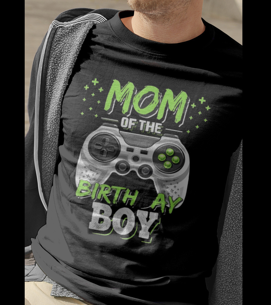 Mom Of The Birthday Boy Gamer Controller Matching Video Gamer Birthday Party T-Shirt