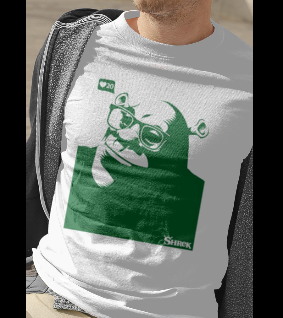 Shrek Bioworld Handsome Shrek 20 Likes Glasses T-Shirt
