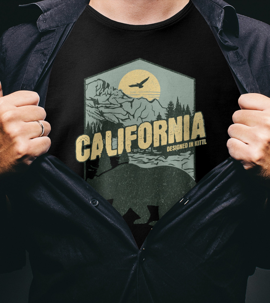 California Bear Wilderness Camping Hiking Designed In Kittl T-Shirt