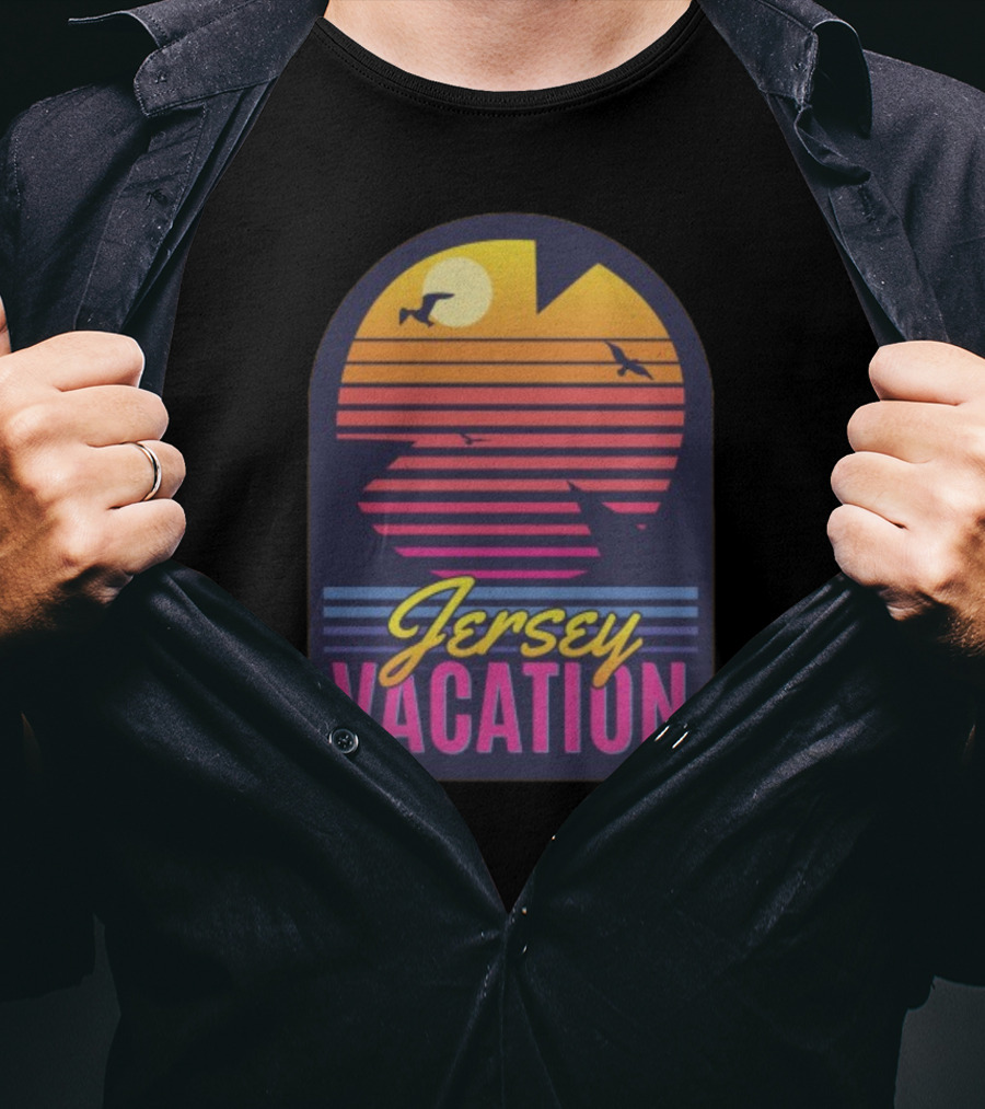 Jersey Vacation Retro Sunset Beach Scene With Birds And Stripes T-Shirt