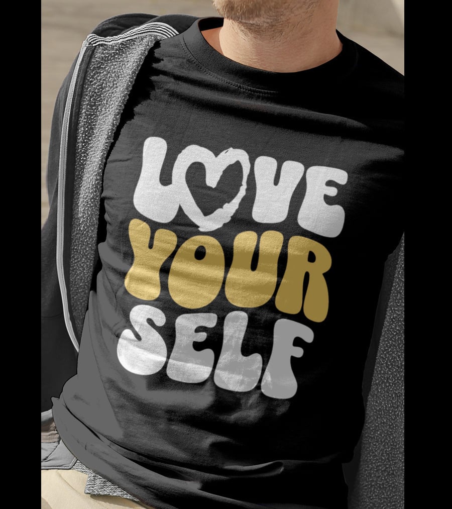 Love Your Self Heart Wavy Typography T-Shirt