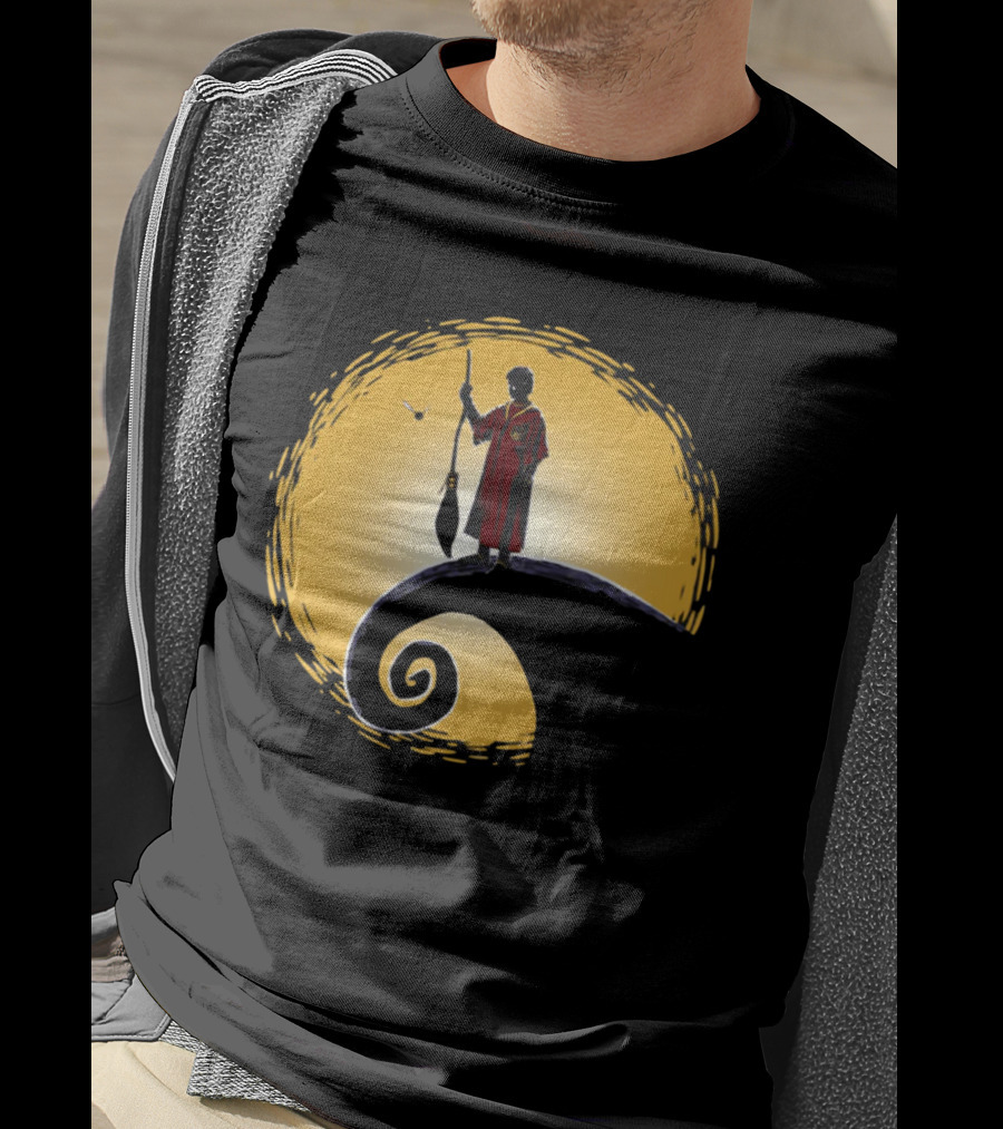 Quidditch Before Christmas Wizards Moon Scene T-Shirt