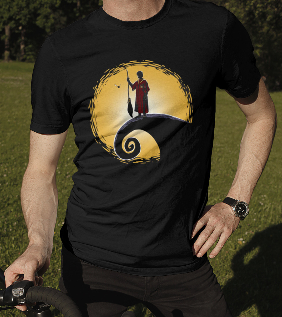 Quidditch Before Christmas Wizards Moon Scene T-Shirt