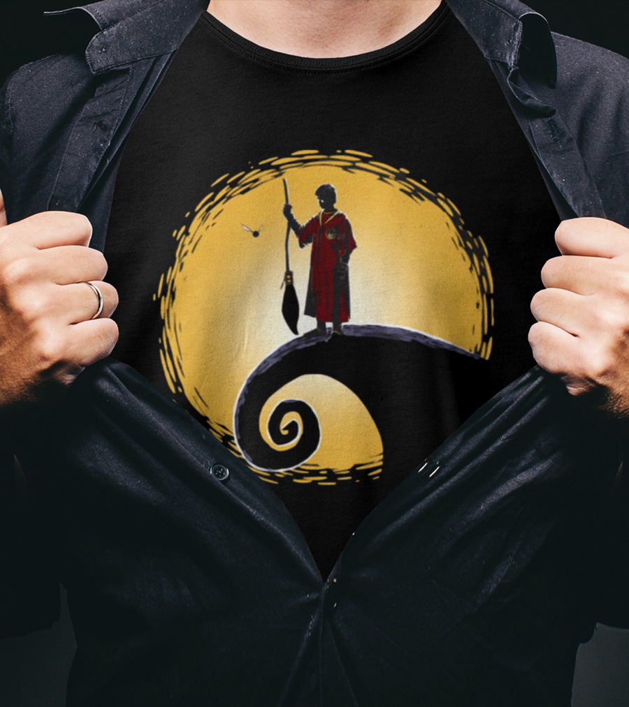 Quidditch Before Christmas Wizards Moon Scene T-Shirt