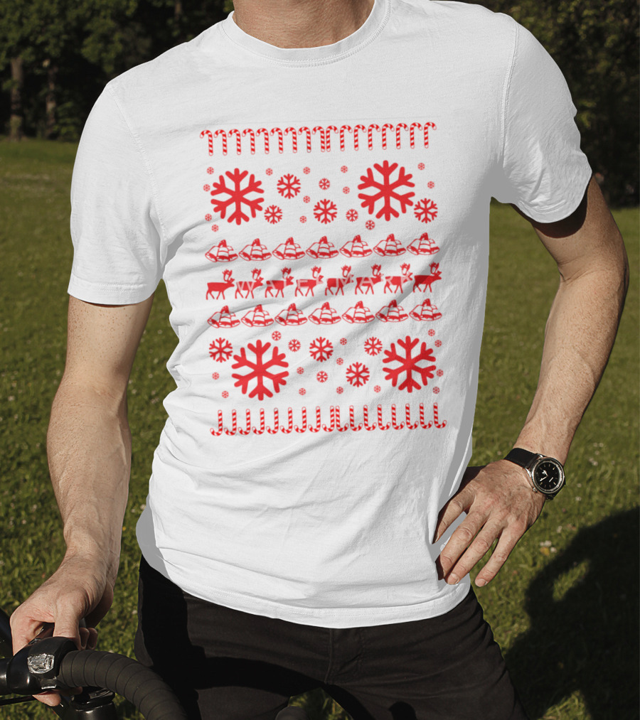 Reindeer And Snowflakes Christmas T-Shirt