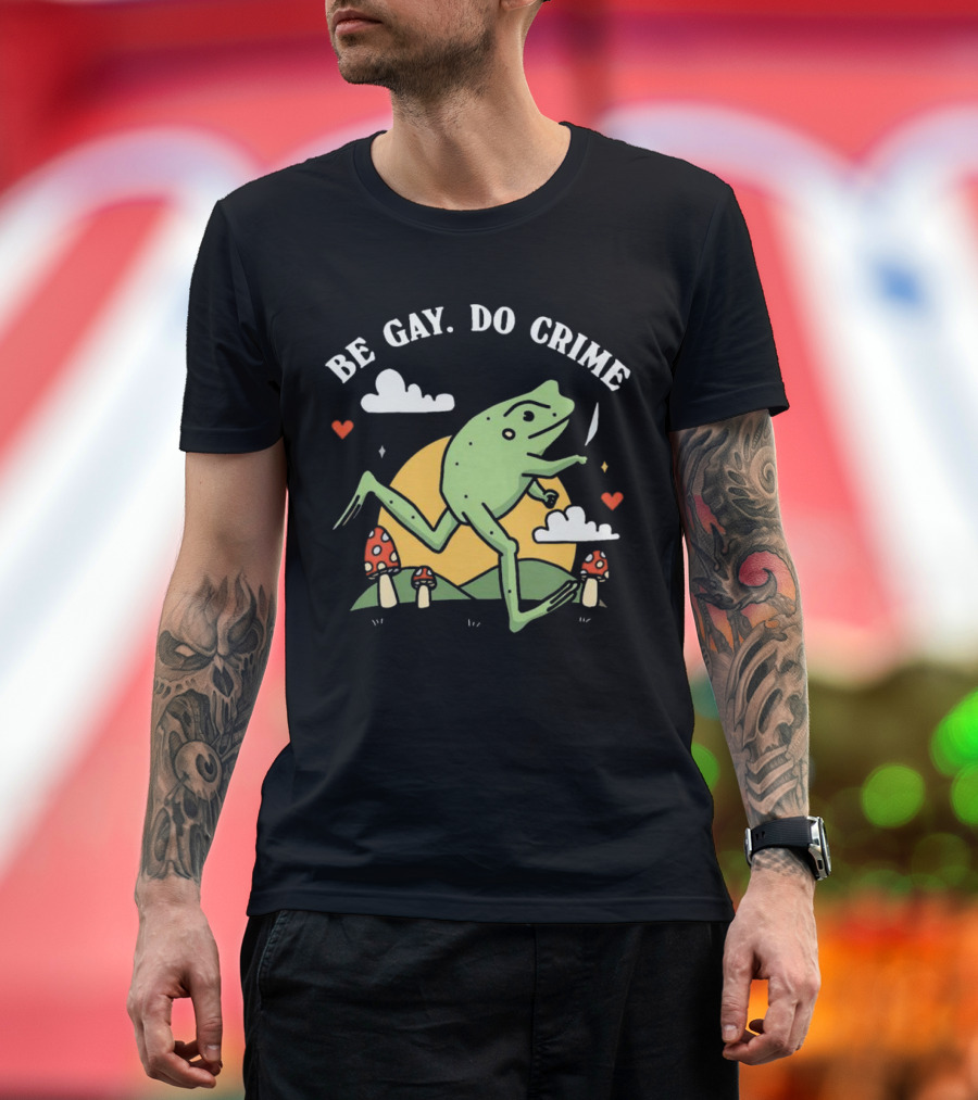 Be Gay Do Crime Frog Running With Knife And Mushrooms T-Shirt