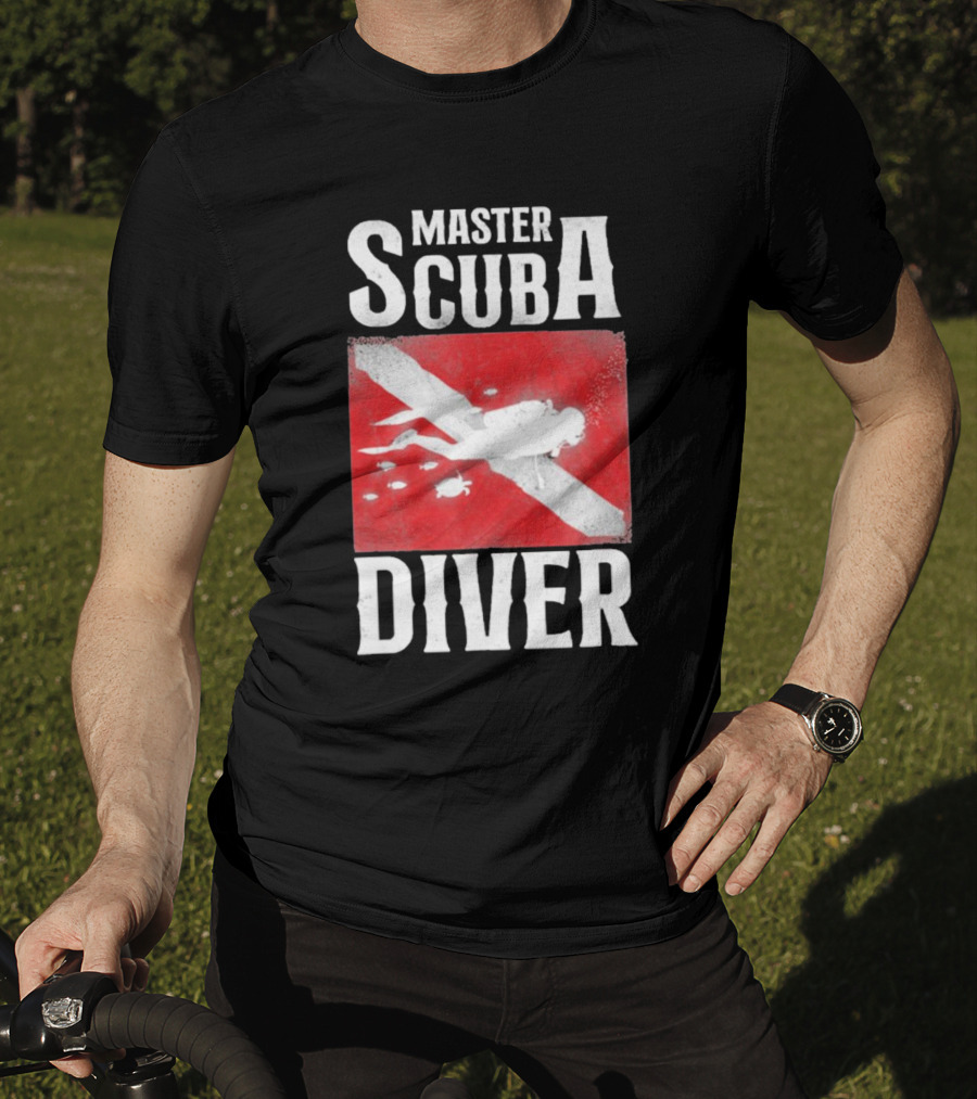 Master Scuba Diver Red Flag Diver Down T-Shirt