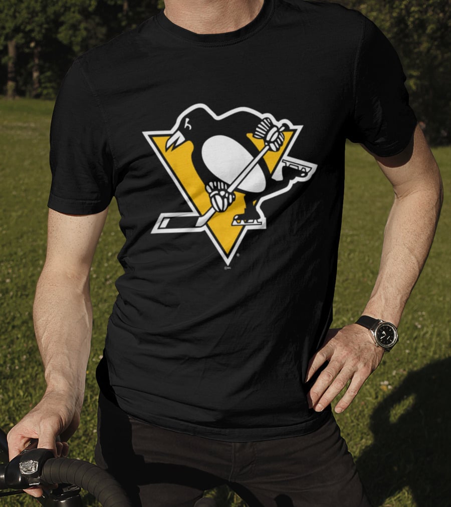 Pittsburgh Penguins Iconic Emblem T-Shirt