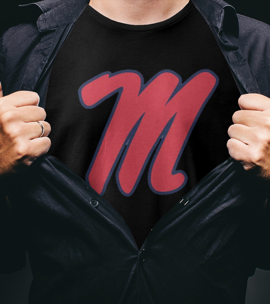 Ole Miss Rebels Legend M T-Shirt