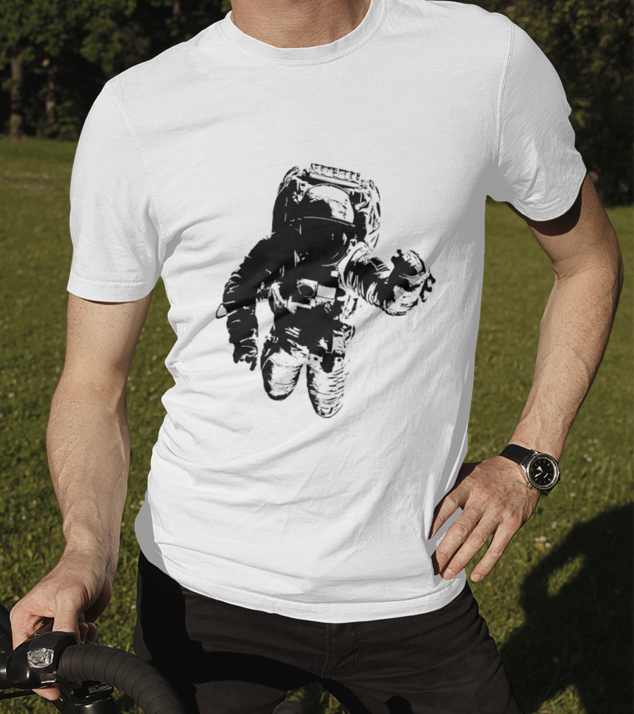 Astronomer Floating Astronaut Black T-Shirt
