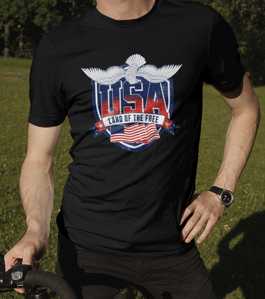 USA Land Of The Free Patriotic Eagle And Flag Emblem T-Shirt