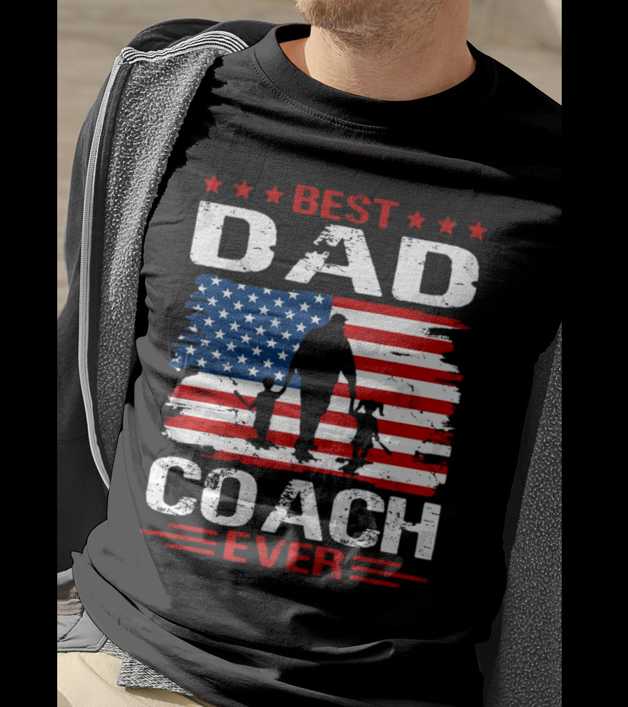 Best Dad Coach Ever USA Flag Baseball Dad Father's Day T-Shirt