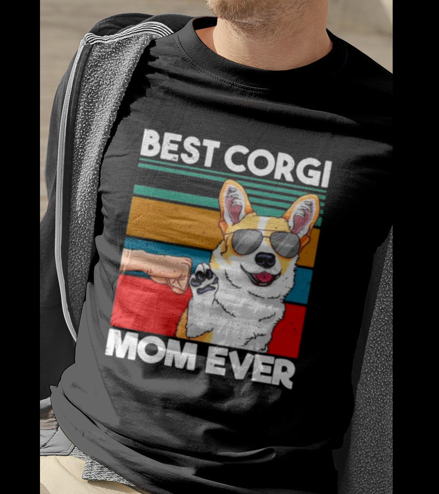 Best Corgi Mom Ever Dog Mom Fist Bump T-Shirt