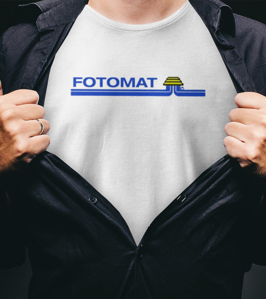 Super70sSports Fotomat Retro T-Shirt