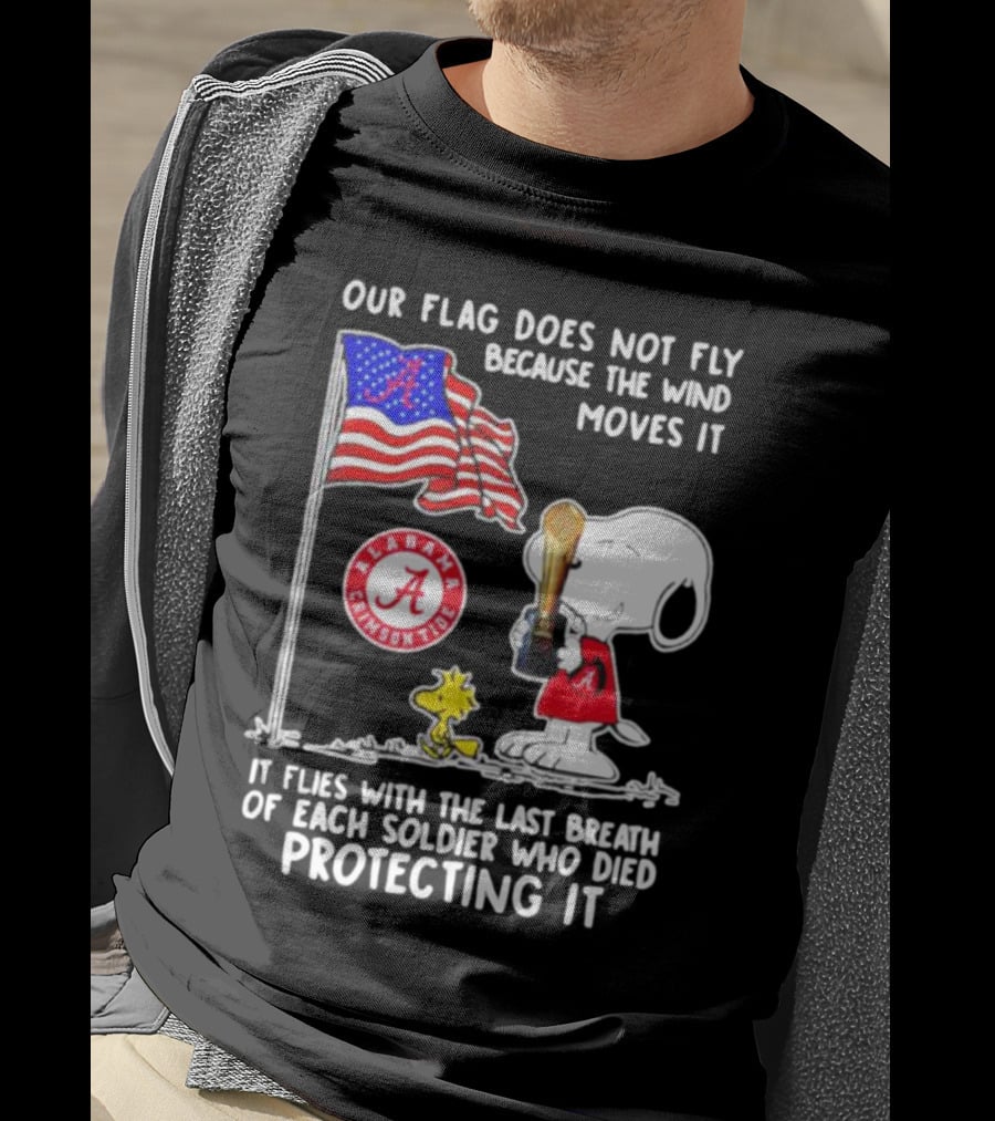 Our Flag Snoopy Alabama Crimson Tide Soldier Protecting T-Shirt