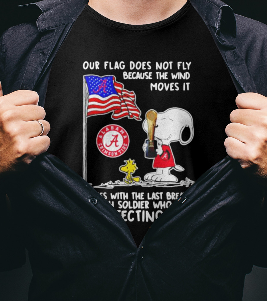 Our Flag Snoopy Alabama Crimson Tide Soldier Protecting T-Shirt