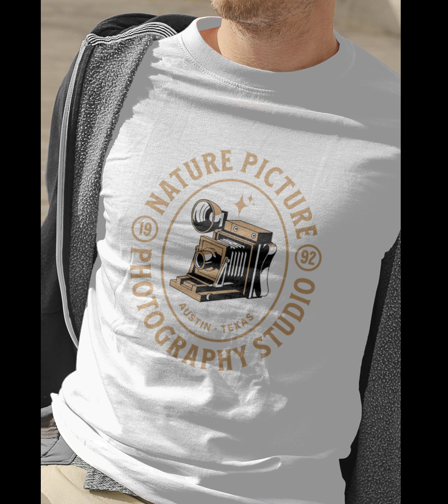Nature Picture Photography Studio Antique Camera Austin Texas 1992 T-Shirt