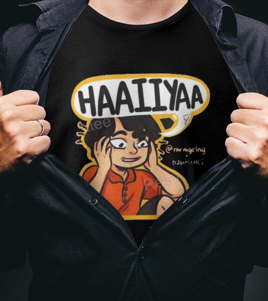 HAAIIYAA Uncle Roger Cartoon Red Shirt Headset @mrnigelng T-Shirt