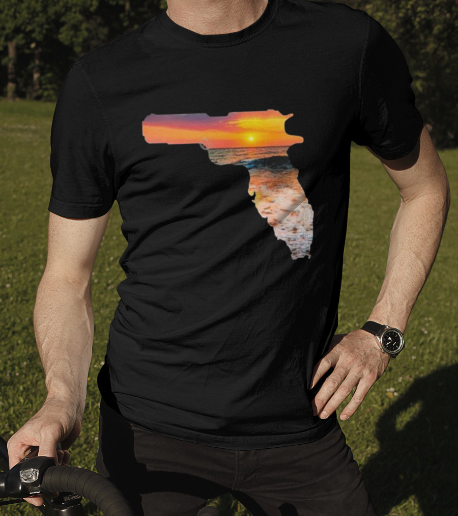 Florida The Gunshine State Gun Map Sunset Beach Scene T-Shirt