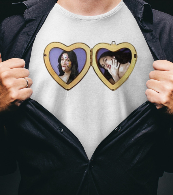 Guts Vampire Heart Locket T-Shirt