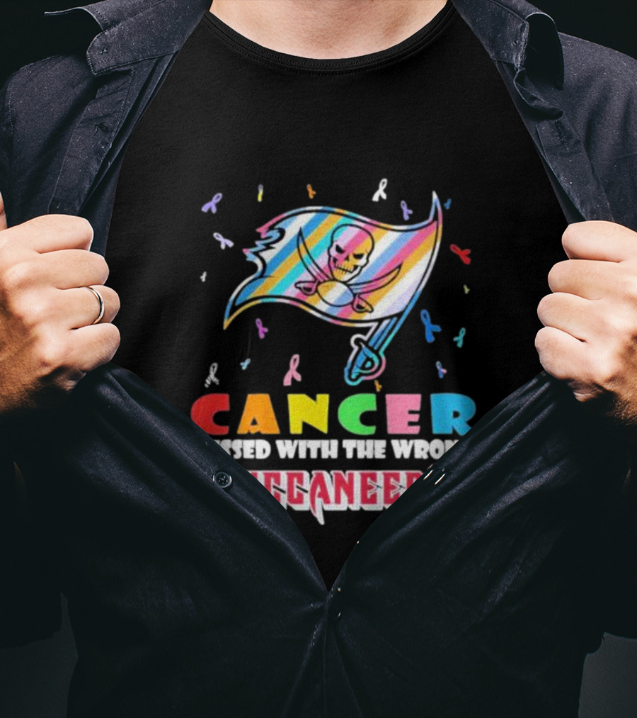 Cancer Messed With The Wrong Buccaneers Rainbow Skull Flag And Ribbons T-Shirt