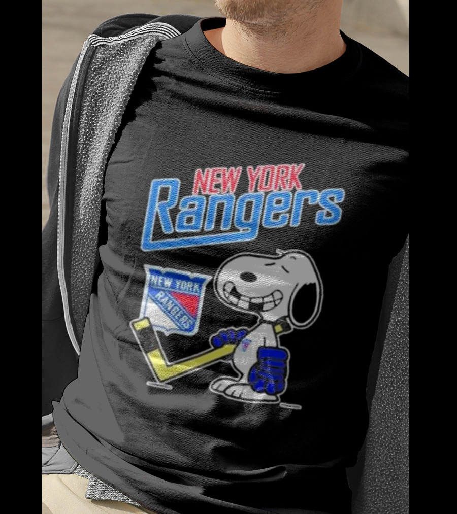 Snoopy Holding Hockey Stick New York Rangers T-Shirt