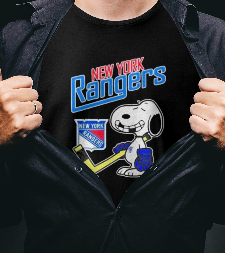 Snoopy Holding Hockey Stick New York Rangers T-Shirt