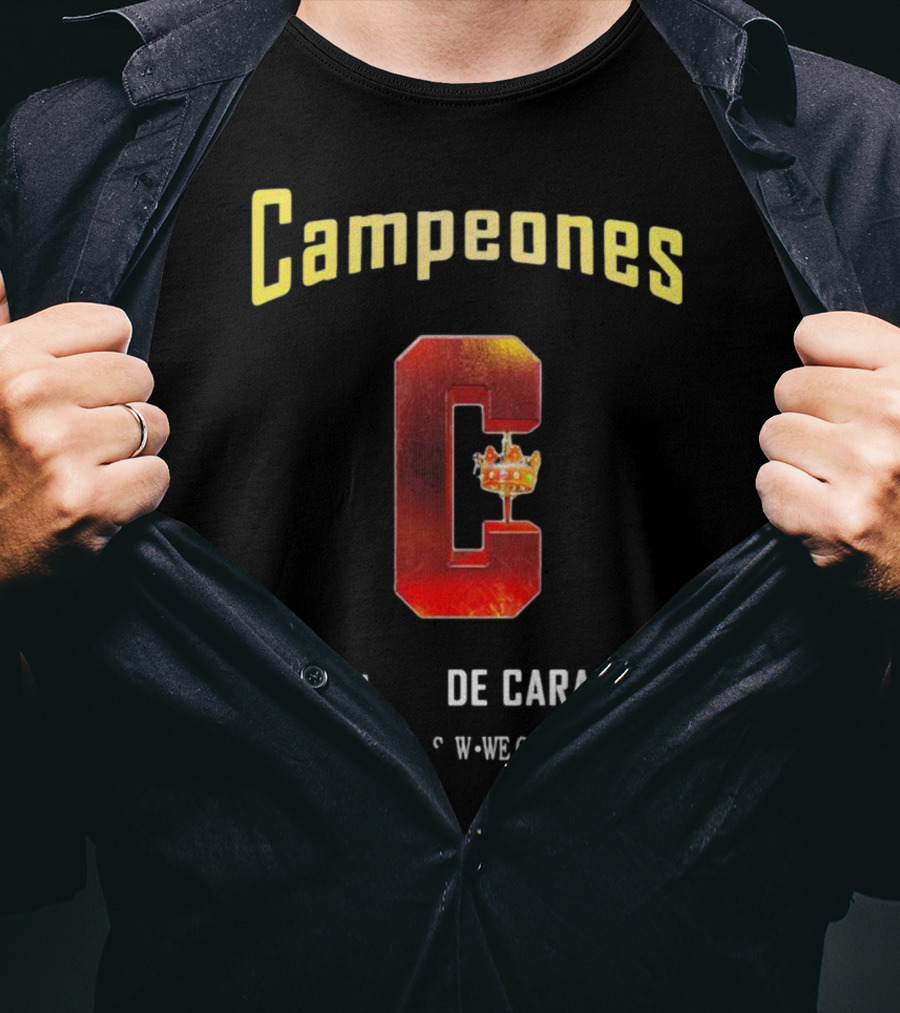 Campeones Gigantes De Caralina Crowned Victory T-Shirt