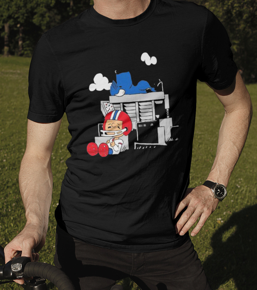 26Shirts Buffalo Bills Waiting The Season Snoopy Charlie Brown T-Shirt