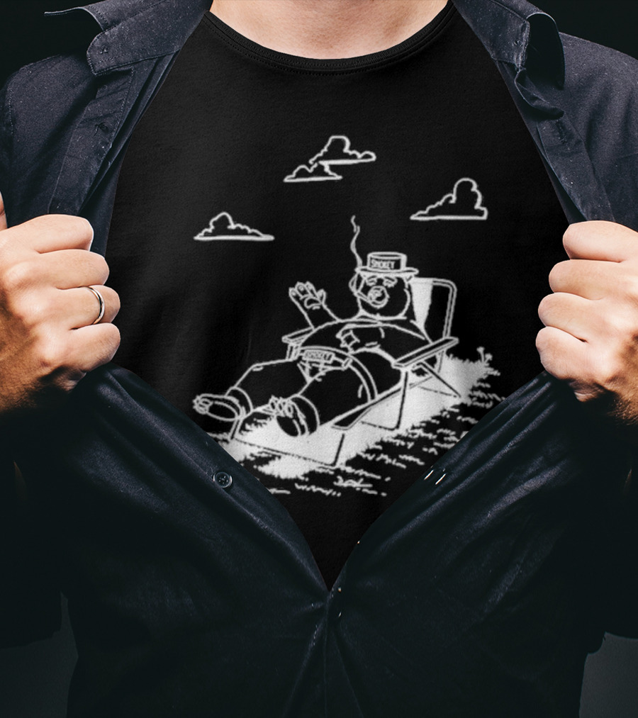 SMOKEY Bear Relaxing Lounge Clouds Smoking Chair T-Shirt