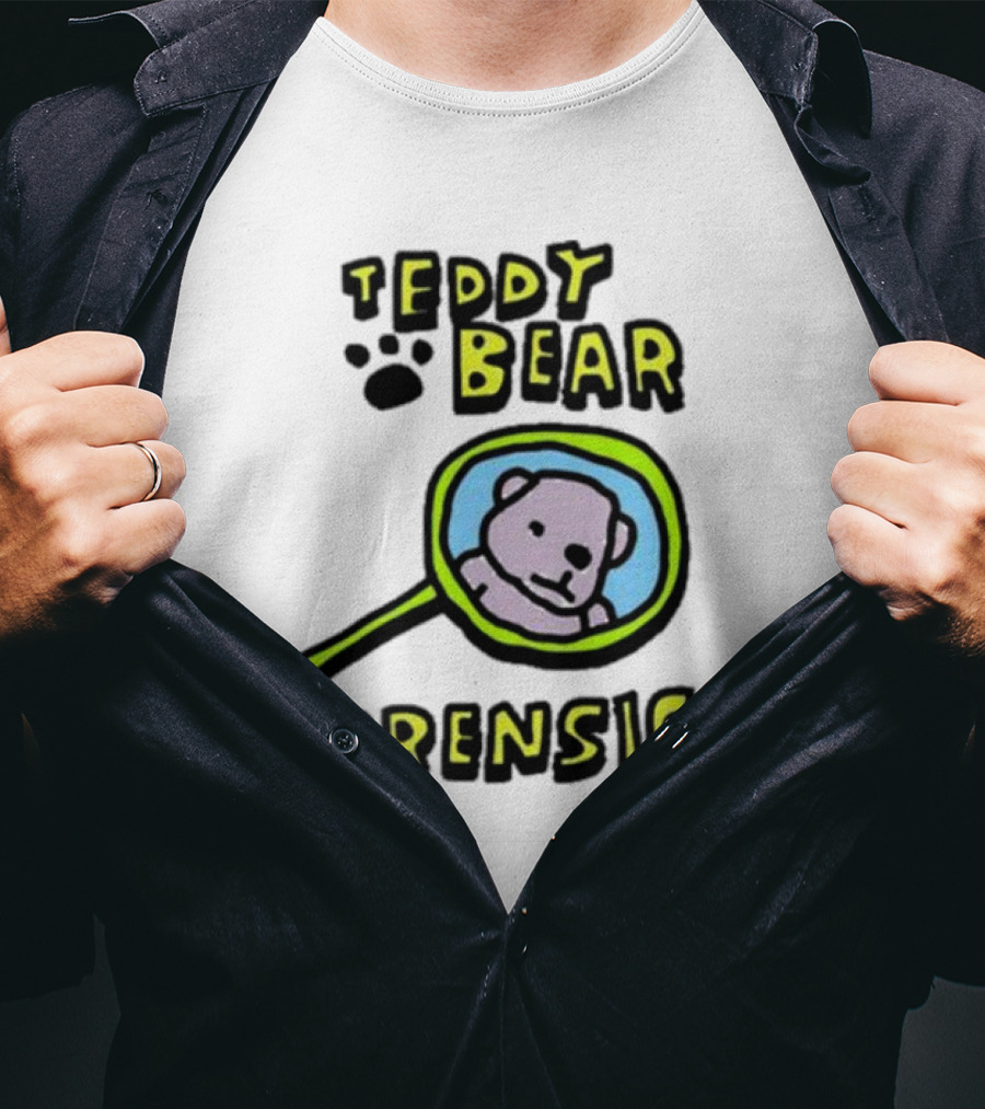 Teddy Bear Forensics Bear With Magnifying Glass T-Shirt