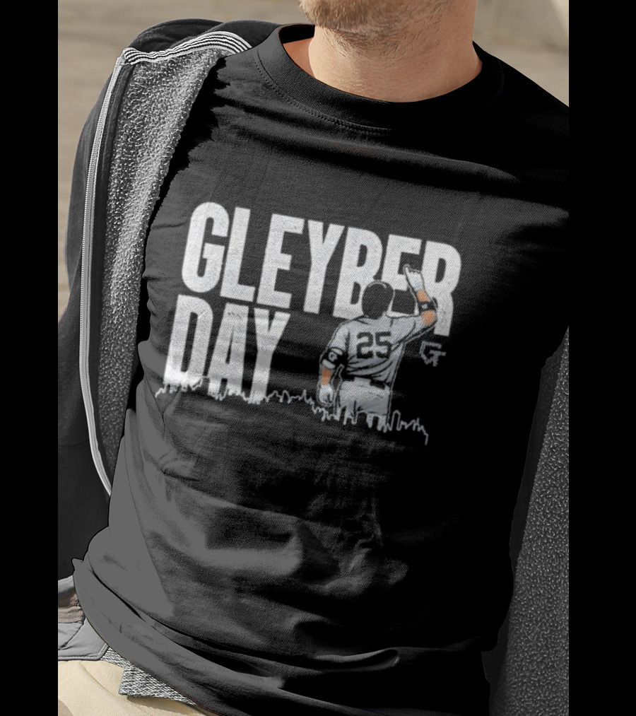 Gleyber Day Baseball Player 25 Salute With City Skyline T-Shirt