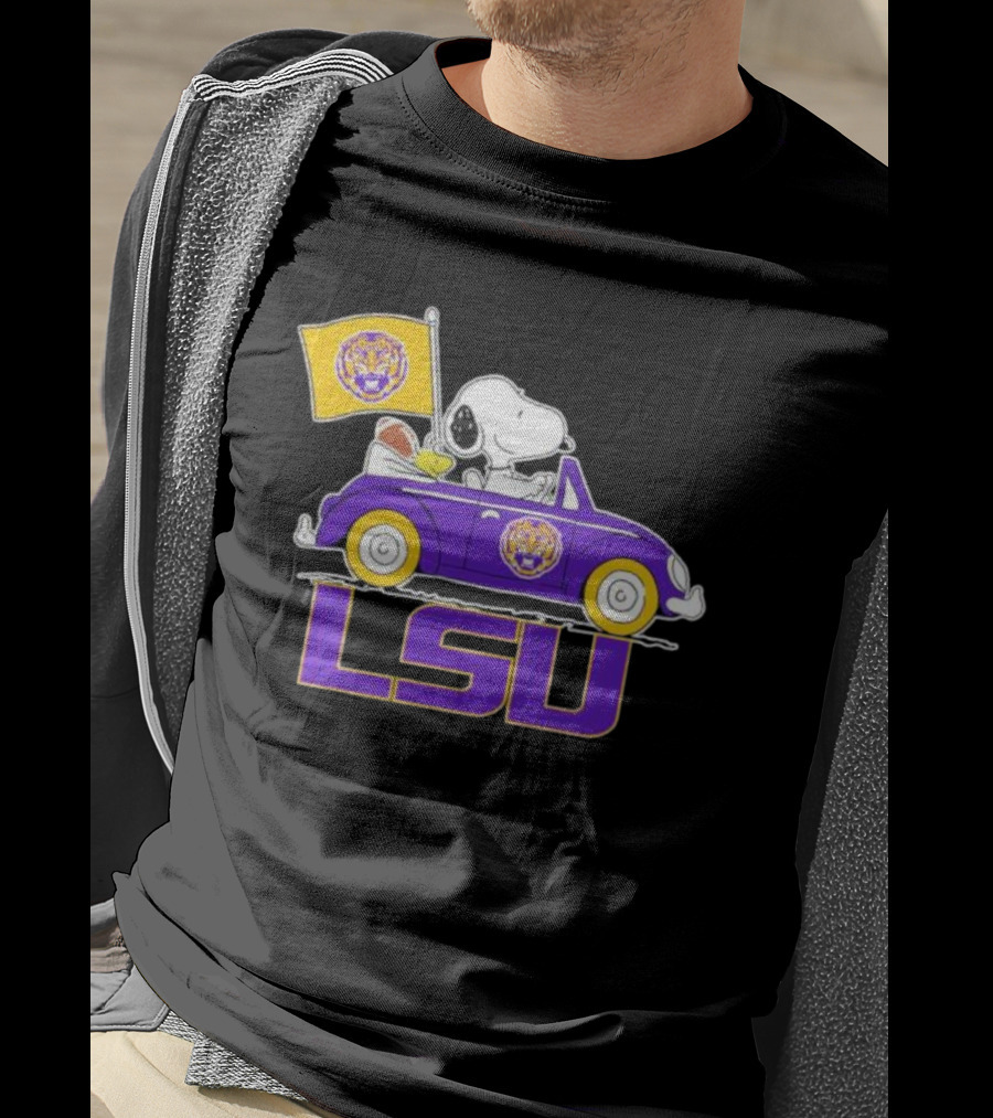 Snoopy And Woodstock Driving Purple LSU Car With Flag T-Shirt