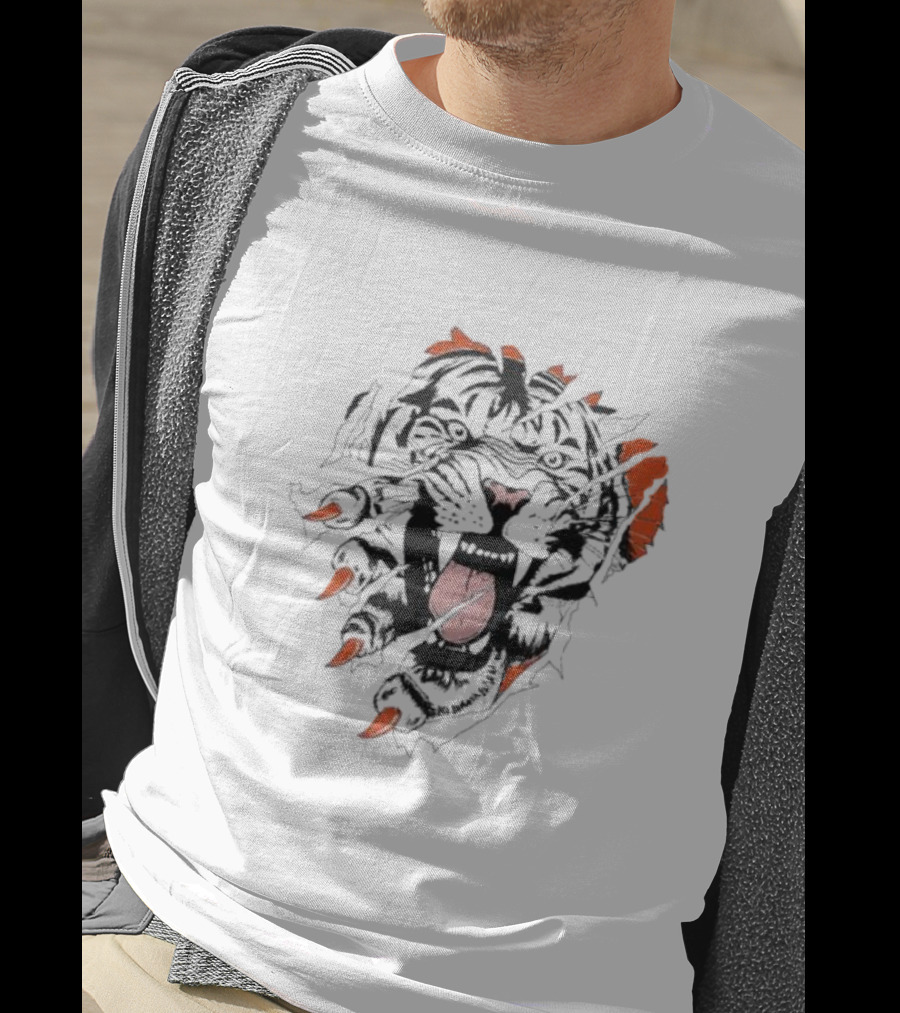 Cin Roar Lion's Fierce Mane And Claws T-Shirt