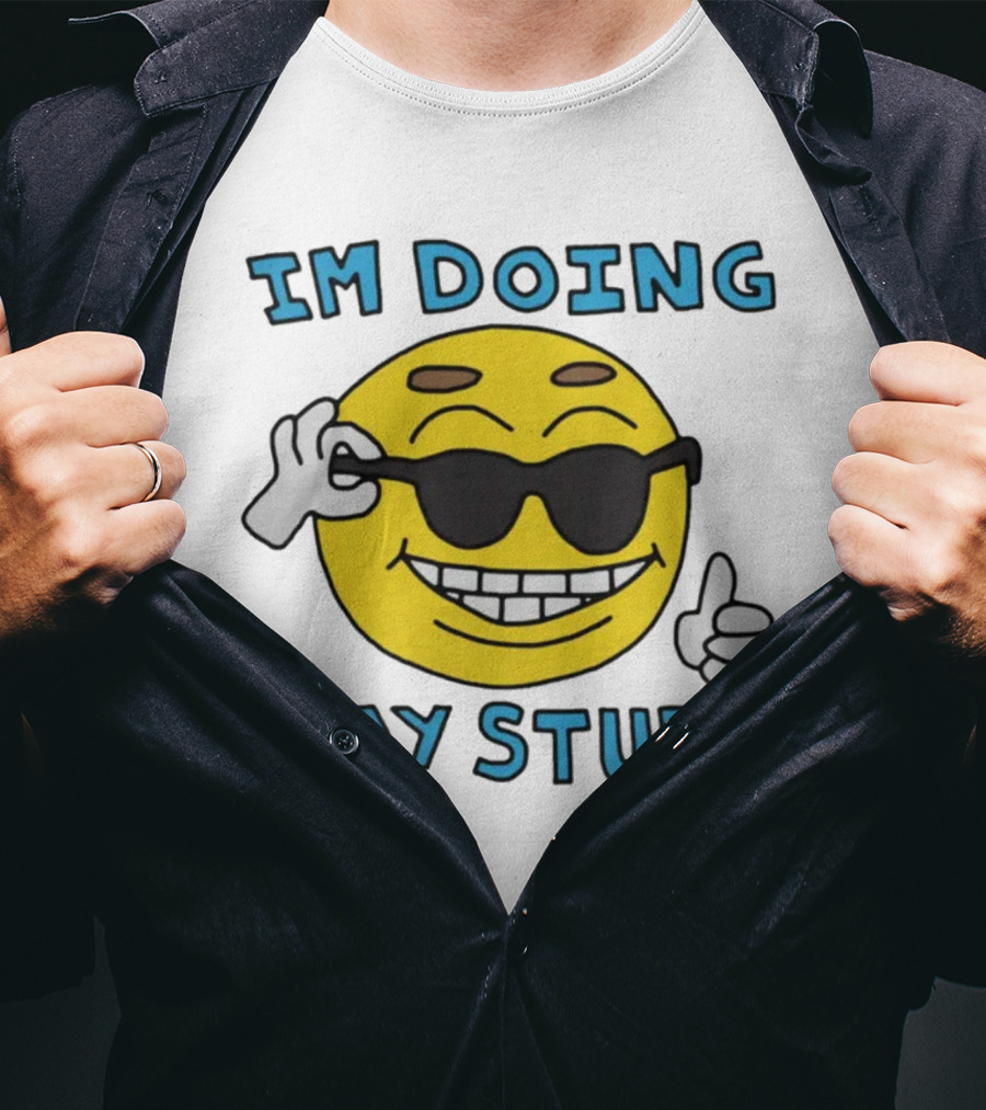 IM DOING GAY STUFF Cool Emoji With Sunglasses And Thumbs Up T-Shirt