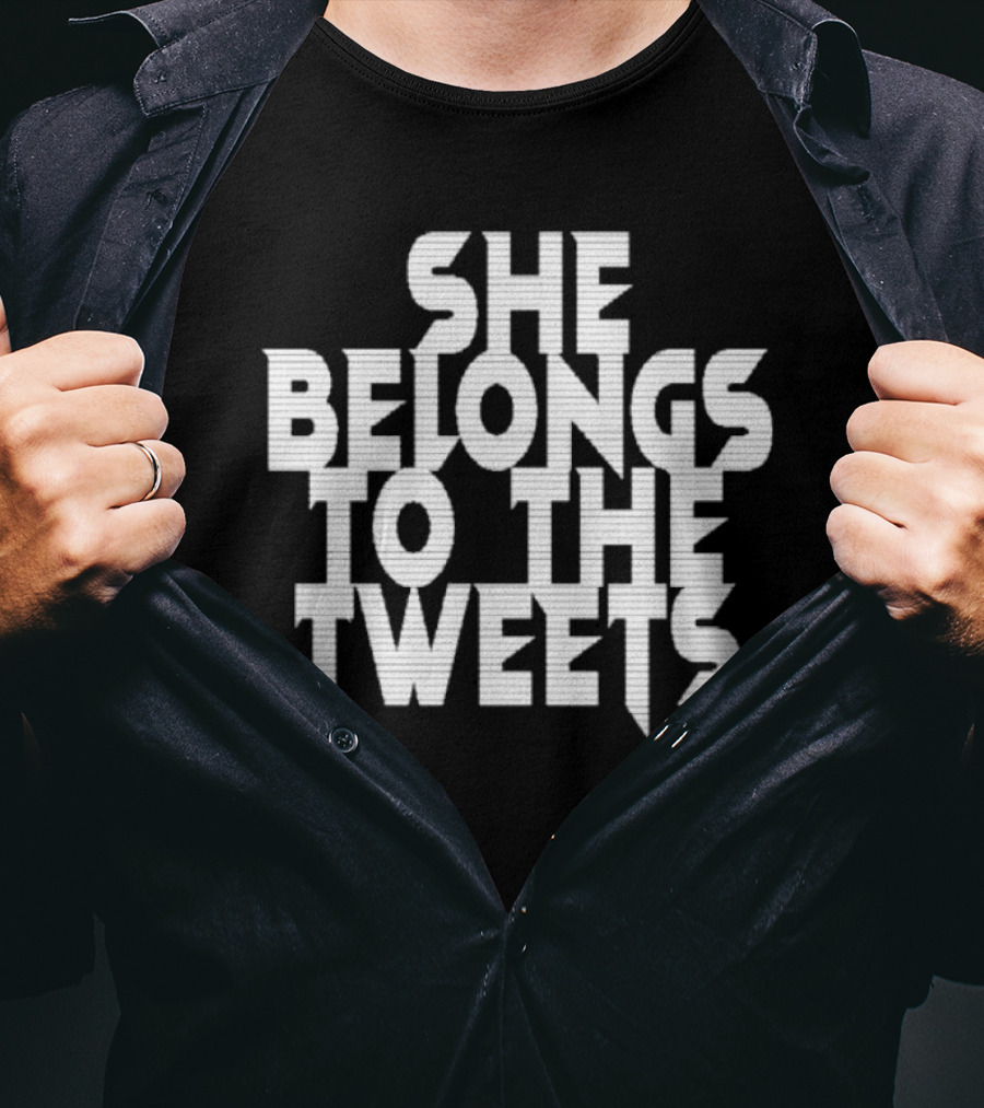 Egirl She Belongs To The Tweets Retro Text T-Shirt