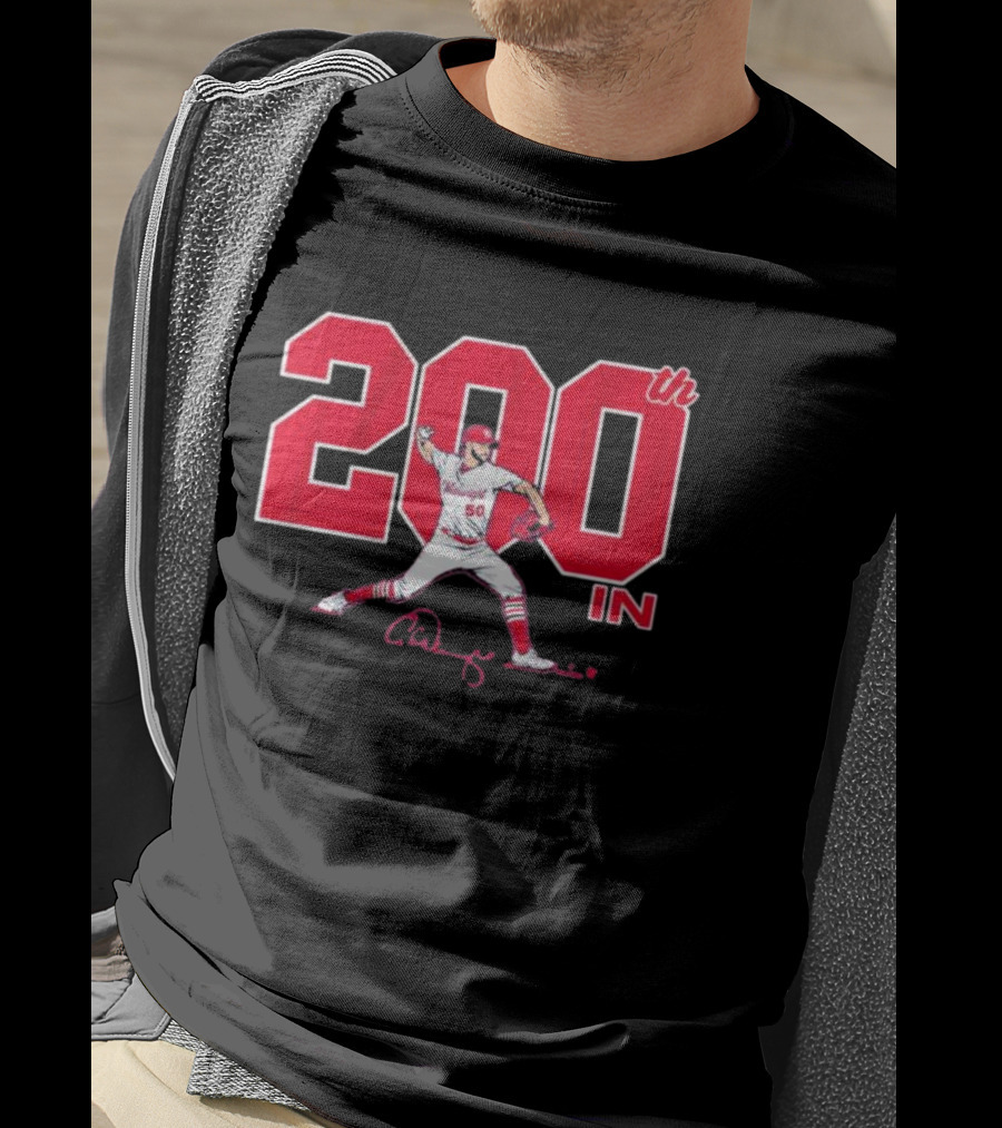 St. Louis Cardinals Adam Wainwright 200th Win Signature T-Shirt