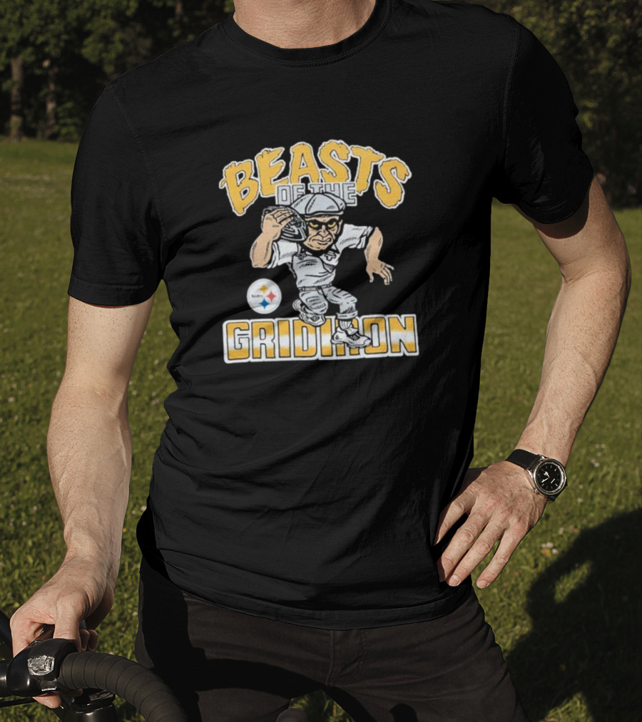 Pittsburgh Steelers Beasts Of The Gridiron Football Player With Helmet And Ball T-Shirt