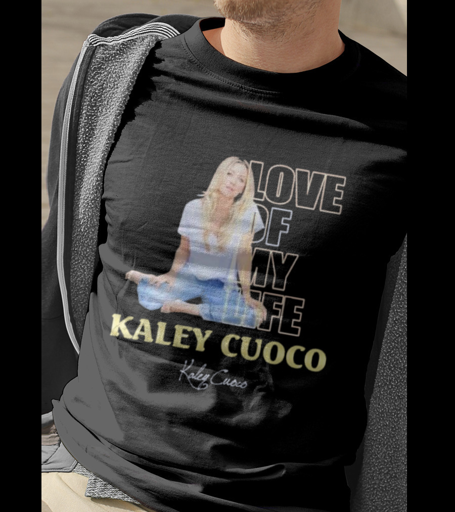 Kaley Cuoco Love Of My Life Sitting Casual Jeans Pose T-Shirt